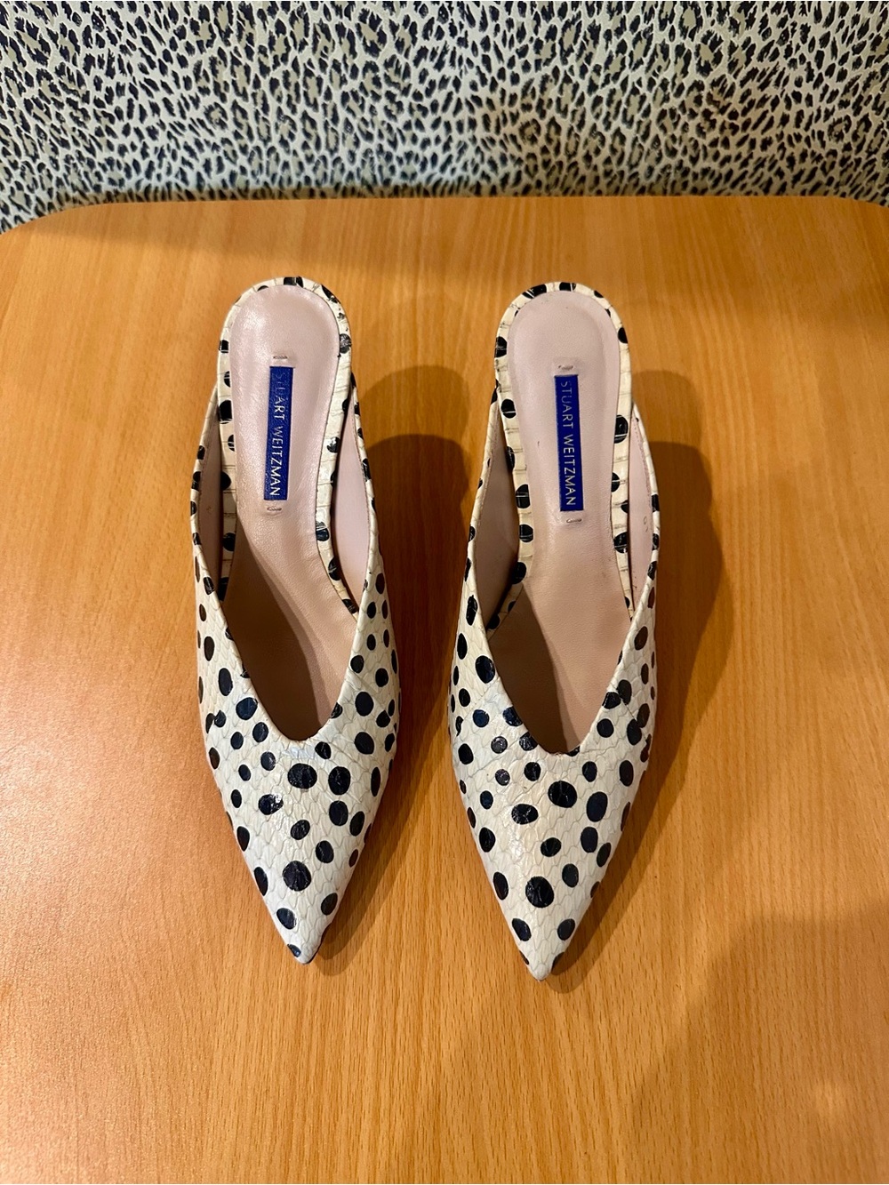 Stuart Weizman Lulah Mules Cream Dot US 8
